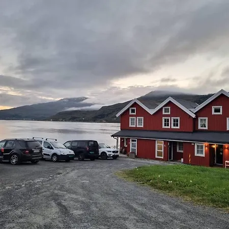 Sjøhus Ved Tjeldsundet - House By The Sea * Evenskjer