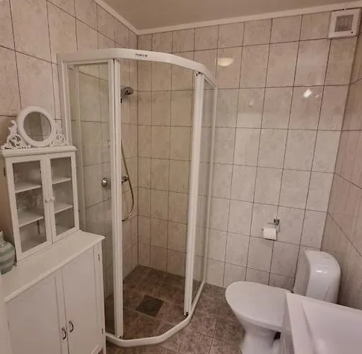 Sjohus Ved Tjeldsundet - House By The Sea